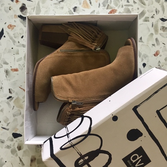 Dolce Vita - Promise Fringe Bootie - Picture 6 of 8